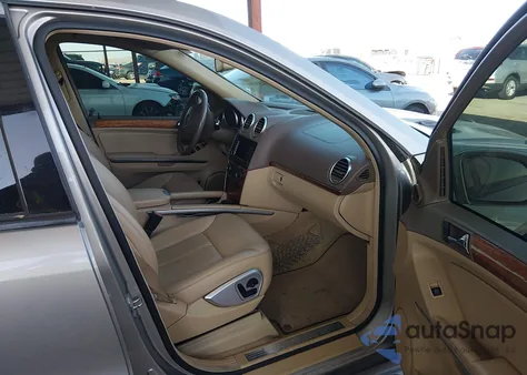 2007 Mercedes-Benz Gl 450 4Matic z USA, uszkodzony, nr VIN 4JGBF71E77A160404